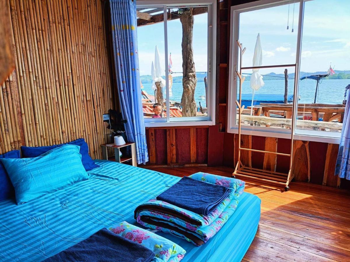 Homestay&Chaoleyseafoodrestaurant Ko Pu Exterior photo